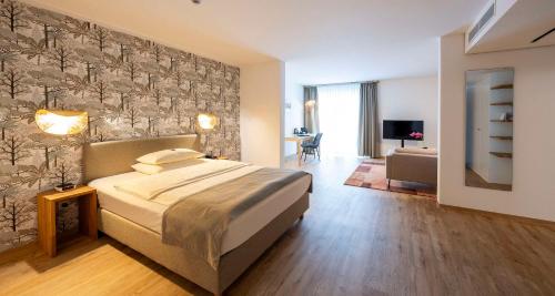 Queen Suite