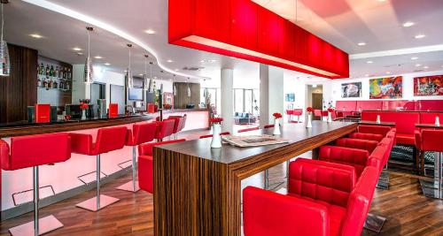 Best Western Plus Plaza Berlin Kurfürstendamm - image 2