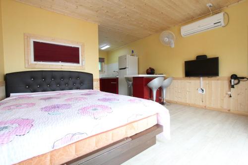 A-HOTEL.com - Saryangdo Dandihae Pension, holiday home, Tongyeong