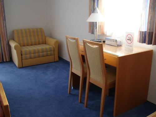 Pension Demmel, Bed & Breakfast 5