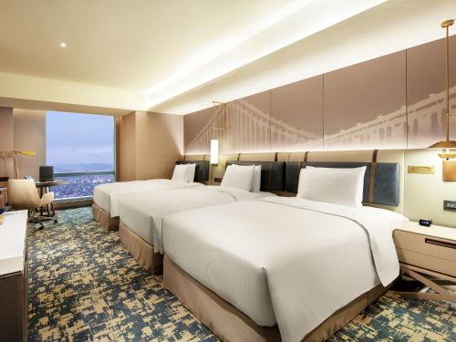 ヒルトン台北新板 (台北新板希爾頓酒店)Triple Guest Room 3 Single Beds