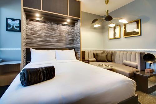 1 sofa bed