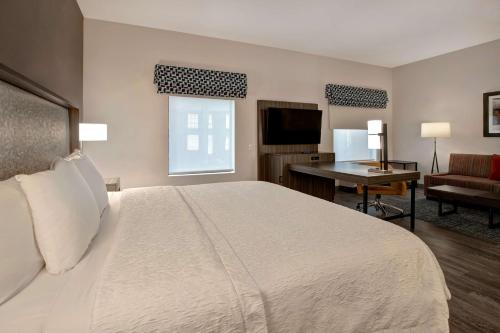 King Studio Suite - Non Smoking image 2