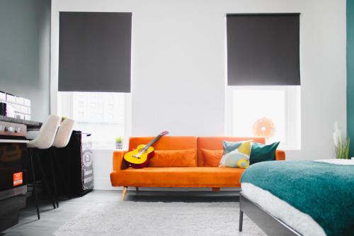 Contractor Studio - Liverpool L5 - Sleeps 3, Liverpool (photo 8)