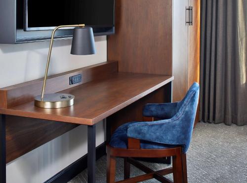 Cumberland House Knoxville, Tapestry Collection by Hilton