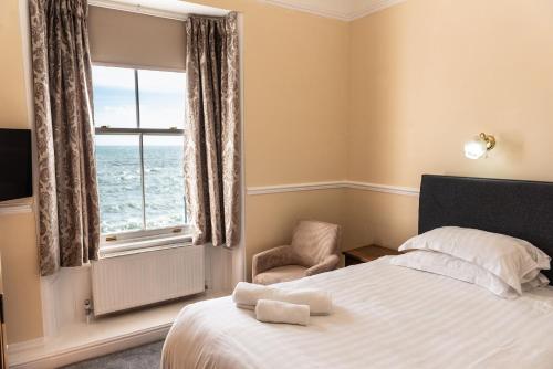 The Queens Hotel - image 36