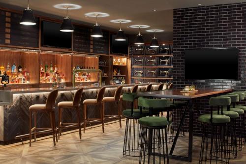 Cumberland House Knoxville, Tapestry Collection by Hilton