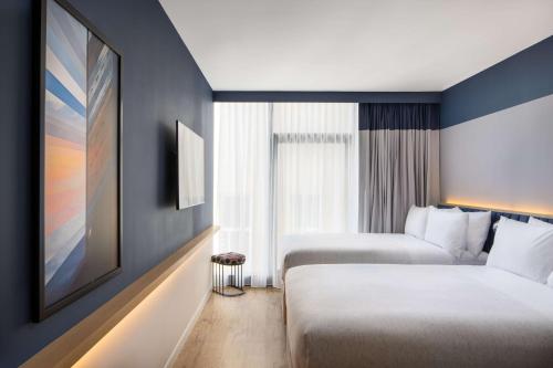 Double Room with Two Double Beds image 4