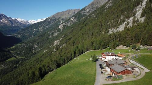 Viesnīcas āriene, Berggasthof Stallwies in Martello