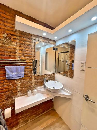 Excellent location Malaga centro historico 2 bed flat, Málaga (fotografie 8)