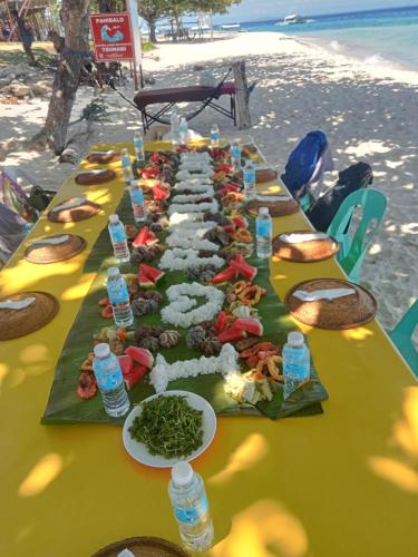 Enas Cottage Pamilacan IsLand in パミラカン アイランド