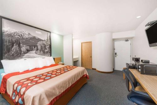 Super 8 by Wyndham Show Low, Show Low (photo 10)