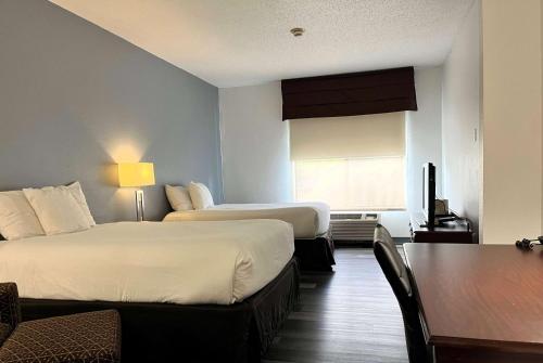 Queen Room with Two Queen Beds - Non-Smoking