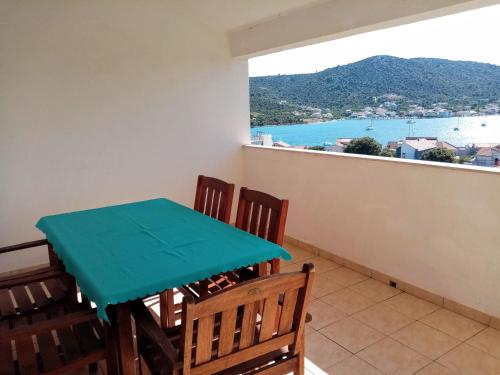 Two-Bedroom Apartment with Balcony and Sea View