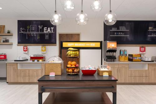 Hampton Inn Bloomsburg - image 6