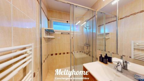 Balcons du port - Mer à 300m - Tout à pied - 4pers Balcons du port - Mer à 300m - Tout à pied - 4pers