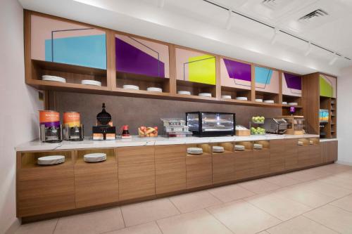 Home2 Suites By Hilton Albuquerque Airport - main image