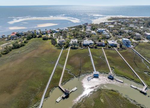 The Oak on the River - 2311 Ocean Rd