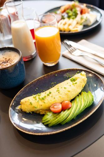 Crowne Plaza Euralille an IHG Hotel - image 2