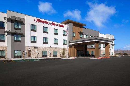 . Hampton Inn & Suites Cottonwood, Az
