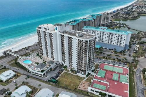 Surfside Resort 1409 by RealJoy Vacations - image 16