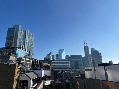 Shoreditch Rooftop Suites, Londra