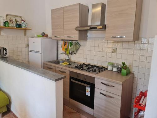 кухня, Amazing base in tuscany in Чіестіна Узанез