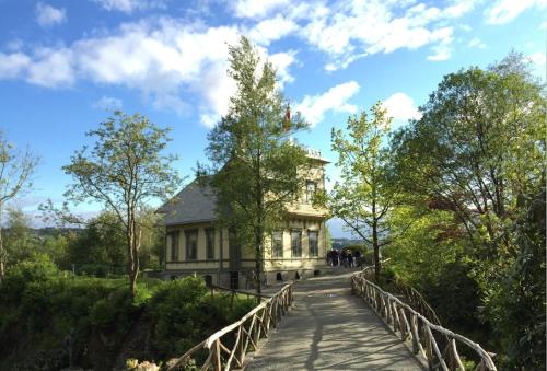 Stylish apartment at Hop in Paradis