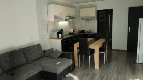 Appartement 2 chambres avec balcon in Korperich