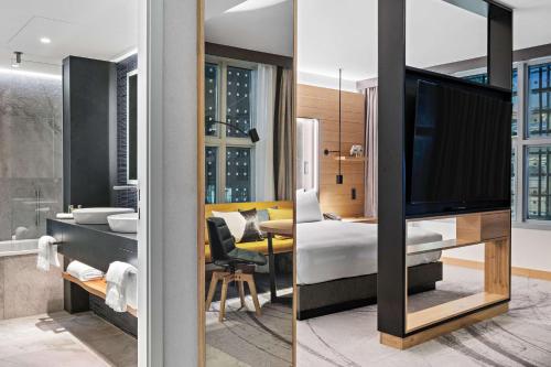 room detail thumbnail 0