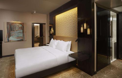 Hilton Tallinn Park - image 8