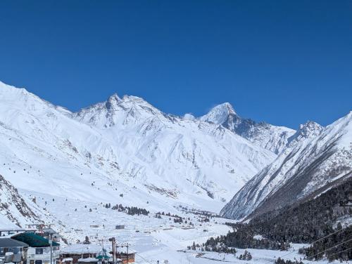 Raj guest House in Chitkul