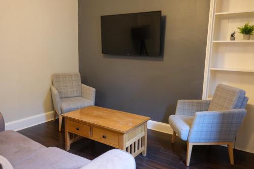 The Glen Mhor Apartments - image 14
