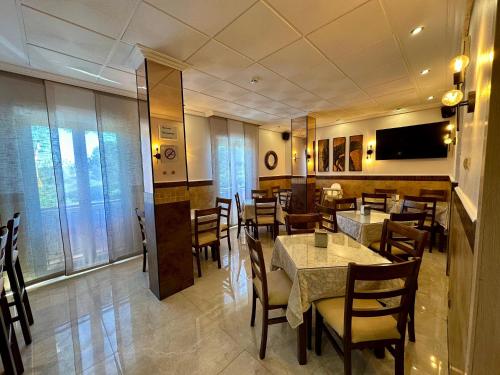 Hostal Toledo in Toledo City Center