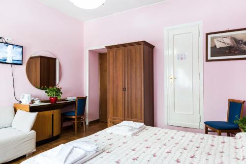 Ai Musei Vaticani BB - image 13