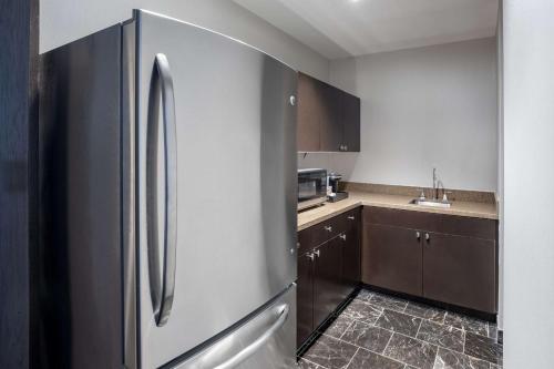 ห้องครัว, Hilton Houston-Americas near โตโยต้า เซ็นเตอร์
