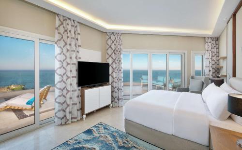 Hilton Hurghada Plaza Room Type - King Suite with Sea View - Plaza