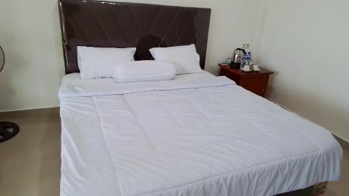 1 double bed