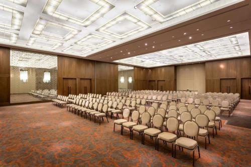Hilton Kyiv - image 14