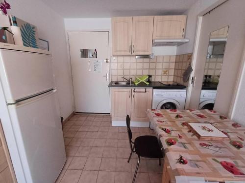 Appartement Balaruc-les-Bains 1 pièce 2 personnes - FR-1-571-33 - main image