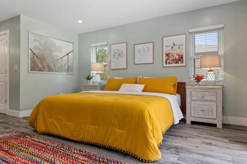 Heated Pool, Pet friendly,Dunedin Beach Gem in Palm Harbor