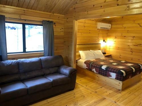 Lakewood Park Campground - Luxury Cabin in Barnesville, USA