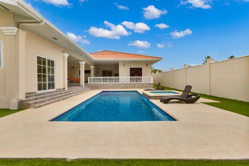 . CORONADO, LAS BRISAS