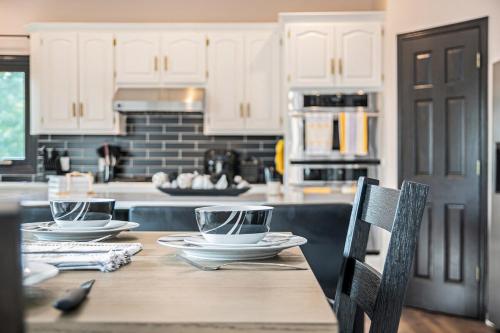 Furnished 5 BR Executive Rental in Millard