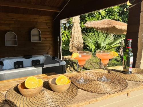 Úszómedence, Villa d exception au vert - Spa Piscine - 1h Paris 20 pers in Poligny (Ile-de-France)