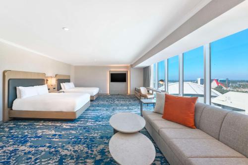 2 bedrooms, 3 beds