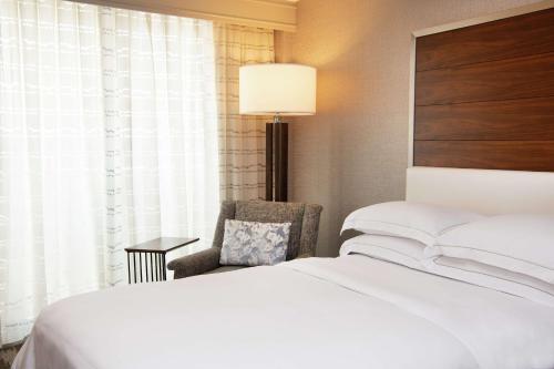 Double Room with Two Double Beds image 3