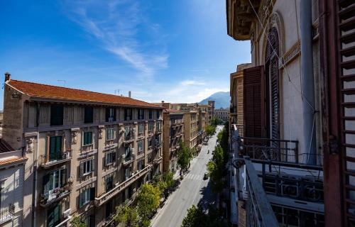 B&B Novecento – Palermo, CA