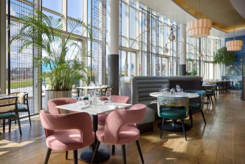 DoubleTree By Hilton London Excel - image 5