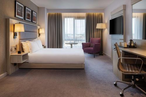 Hilton Garden Inn Dublin Custom House - image 8
